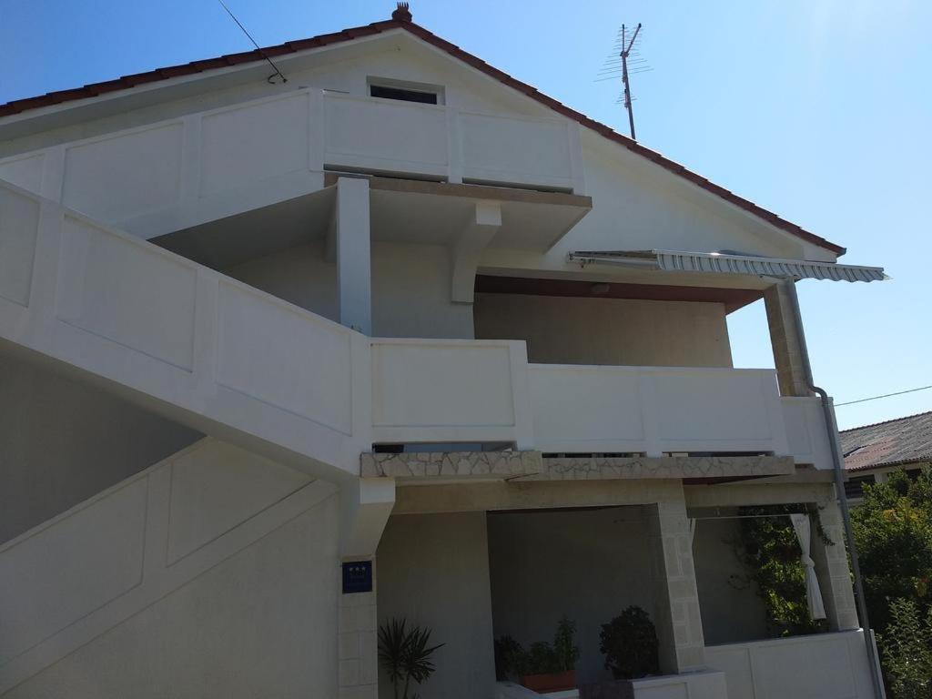 Apartman Franelic Banjol Esterno foto